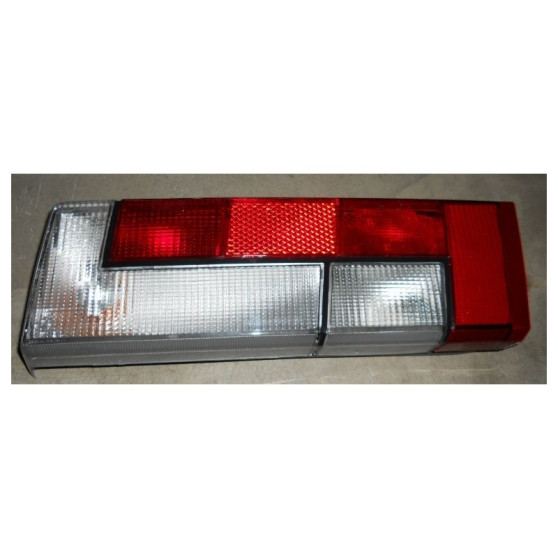 FANALE POSTERIORE SINISTRO PANTERA SI